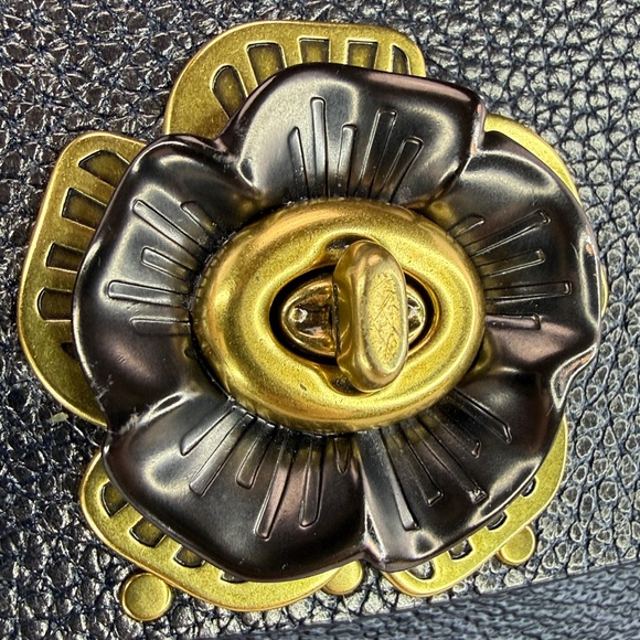 💥COACH - PARKER 18 IN SIGNATURE CANVAS WITH RIVETS AND SNAKESKIN DETAIL -45U583 - Picture 3 of 17